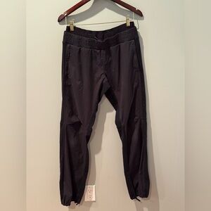 Lululemon joggers